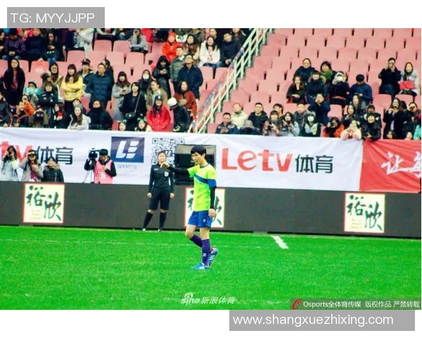 足球明星们的成长历程与背后故事揭秘